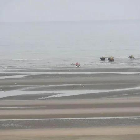 Near Belgian Coast With Garden, Cleaning Included Дом отдыха *